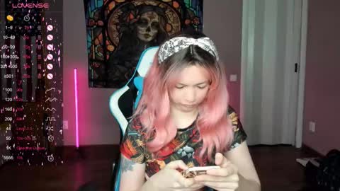 Snapshot of project_hisoka44 chatting on 12.04.25 Di online show from 12.04.25