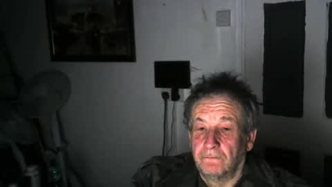 Snapshot of projectorepson chatting on 01.03.25 projectorepson online show from 01.03.25