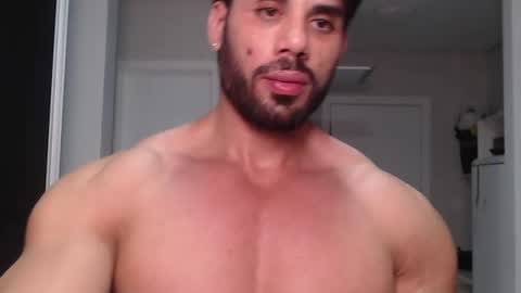 Snapshot of promuscles4u chatting on 12.18.24 promuscles4u online show from 12.18.24
