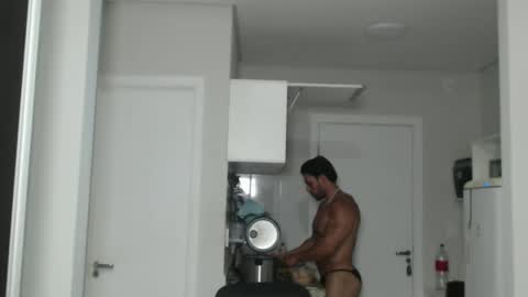 Snapshot of promuscles4u chatting on 01.23.25 promuscles4u online show from 01.23.25