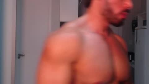 Snapshot of promuscles4u chatting on 02.15.25 promuscles4u online show from 02.15.25