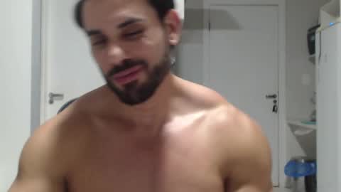 Snapshot of promuscles4u chatting on 02.18.25 promuscles4u online show from 02.18.25