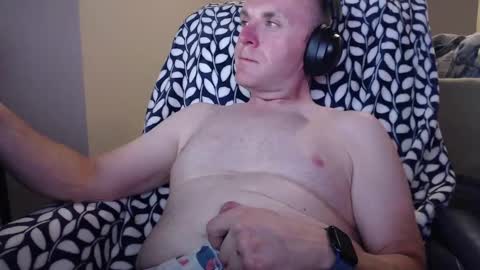 Snapshot of proutlesex chatting on 05.11.26 DesertRat online show from 05.11.26