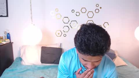 Adris  Juan online show from 11.16.25