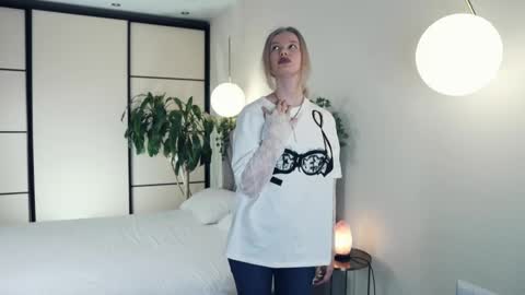 Snapshot of prudencebunyan chatting on 03.12.25 prudencebunyan online show from 03.12.25