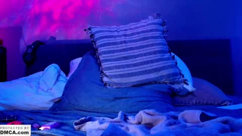 Snapshot of psilocipher chatting on 09.10.25 Sk8wave online show from 09.10.25