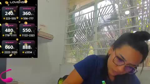 Snapshot of psique_naughty2 chatting on 02.07.25 psique_naughty2 online show from 02.07.25