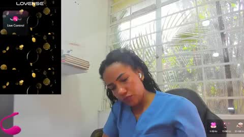 Snapshot of psique_naughty2 chatting on 02.18.25 psique_naughty2 online show from 02.18.25