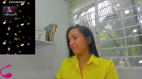 Snapshot of psique_naughty2 chatting on 03.05.25 psique_naughty2 online show from 03.05.25