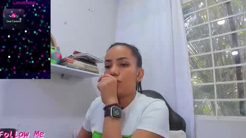 Snapshot of psique_naughty2 chatting on 10.25.25 psique_naughty2 online show from 10.25.25