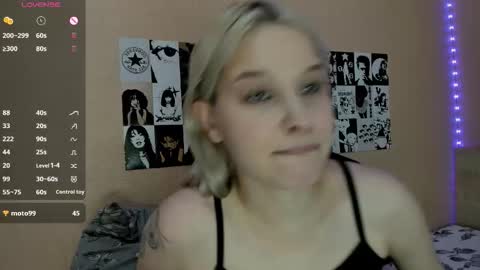 Snapshot of pssska chatting on 03.14.26 pssska online show from 03.14.26