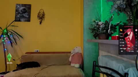 Snapshot of psyheya chatting on 12.16.25 LUCY ----- online show from 12.16.25