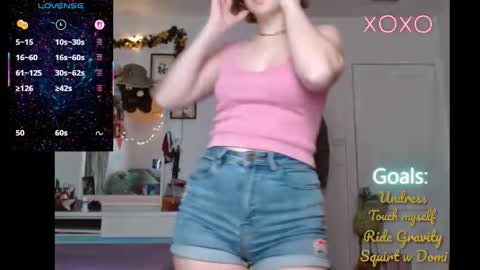 Snapshot of publicuniversalfwb chatting on 12.20.25 publicuniversalfwb online show from 12.20.25