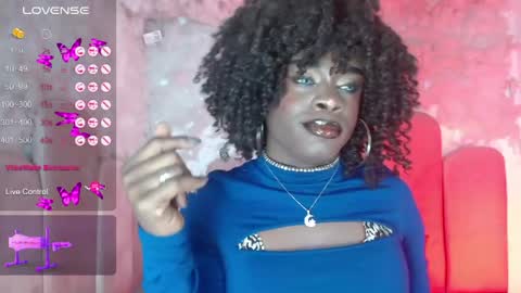 Snapshot of puca_eboony chatting on 05.26.26 pucca online show from 05.26.26