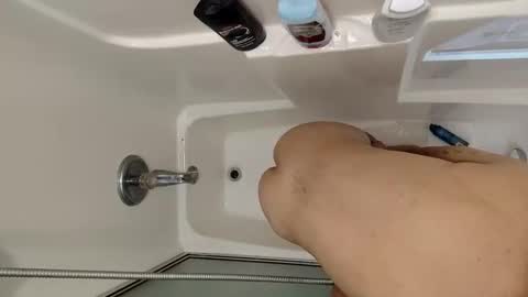 Snapshot of puertoricoparagarcia chatting on 10.23.25 LOVE TO GET MY ASS FUCKED online show from 10.23.25