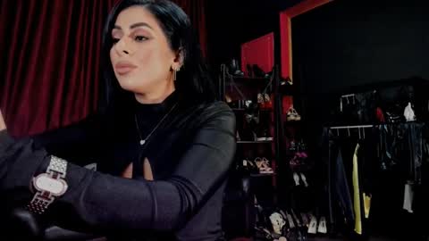 MissPuffyLove online show from 01.12.25