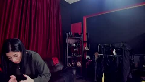 MissPuffyLove online show from 02.28.25