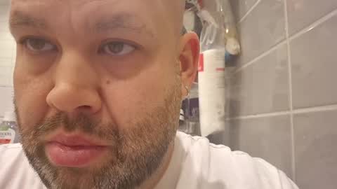 Snapshot of pulpdiction2 chatting on 01.06.25 Pulp online show from 01.06.25