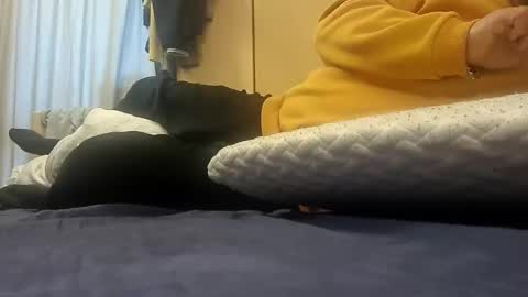 Snapshot of pulpdiction2 chatting on 01.14.25 Pulp online show from 01.14.25