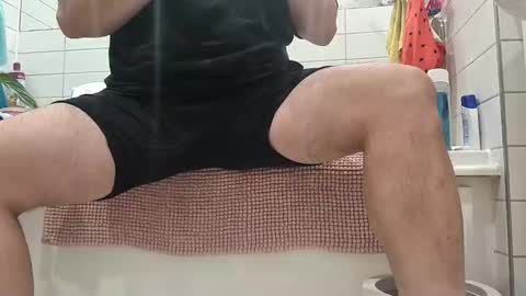 Snapshot of pulpdiction2 chatting on 09.27.25 Pulp online show from 09.27.25