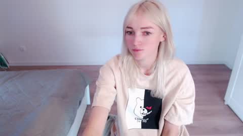Polly online show from 08.05.26