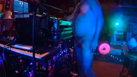 punkrunr083 online show from 06.29.26