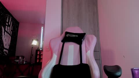 punkyfoxx online show from 01.18.25