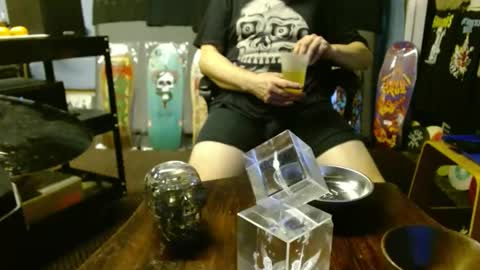 Jojo online show from 03.05.25