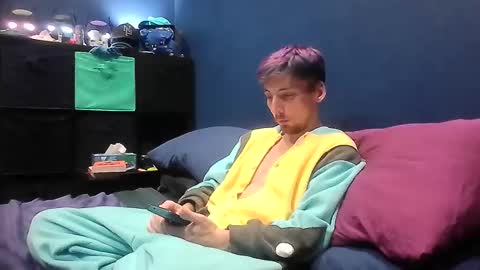 Snapshot of pupsparky1 chatting on 12.05.25 Alpha Pup Sparky online show from 12.05.25