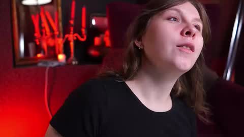 constant schedule Wednesday  Friday  Saturday  Sunday  The Rosemarie online show from 02.22.26