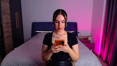 Snapshot of pure_temptation_j chatting on 04.08.26 Julia online show from 04.08.26