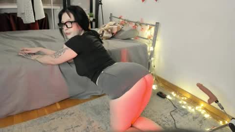 Snapshot of pureglow chatting on 03.20.26 pureglow online show from 03.20.26