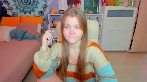 Snapshot of purehanna chatting on 10.06.25 Miss Hanna online show from 10.06.25