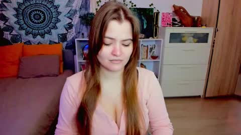 Snapshot of purehanna chatting on 11.29.25 Miss Hanna online show from 11.29.25