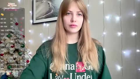 Snapshot of puremiraclealis chatting on 12.23.24 Alicia online show from 12.23.24