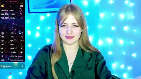 Snapshot of puremiraclealis chatting on 01.20.25 Alicia online show from 01.20.25