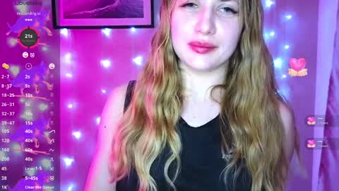 Snapshot of puremiraclealis chatting on 02.15.25 Alicia online show from 02.15.25