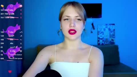 Snapshot of puremiraclealis chatting on 03.07.25 Alicia online show from 03.07.25