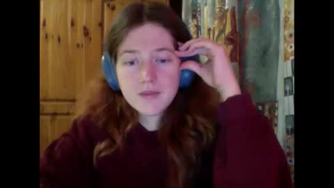 Snapshot of purple_cat55 chatting on 10.17.25 purple_cat55 online show from 10.17.25