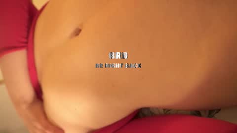 Snapshot of purple_opal chatting on 10.29.25 Vero online from Tuesday to Sunday online show from 10.29.25