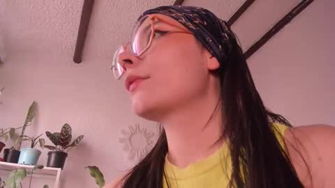 Snapshot of purple_opal chatting on 02.12.26 Vero online from Tuesday to Sunday online show from 02.12.26