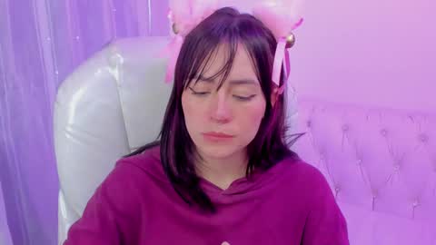 Anna  online show from 02.13.25