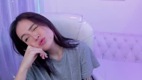 Anna  online show from 02.24.25