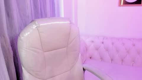 Anna  online show from 03.12.25