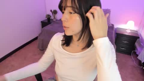 Anna  online show from 10.25.25