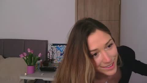 Snapshot of purpleluzzy chatting on 07.17.26 Lizzy online show from 07.17.26