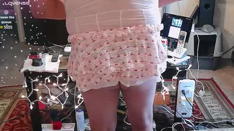 puss123176428 online show from 02.21.25