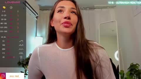 Eva  please thumbs up me  online show from 09.12.25