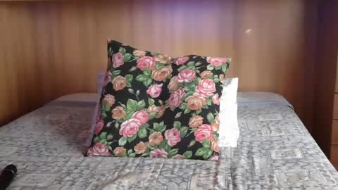 Snapshot of pussy_boom4u chatting on 02.07.25 Mary online show from 02.07.25