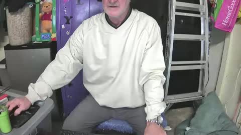 Snapshot of pussy_licker0127 chatting on 12.26.24 Mark online show from 12.26.24